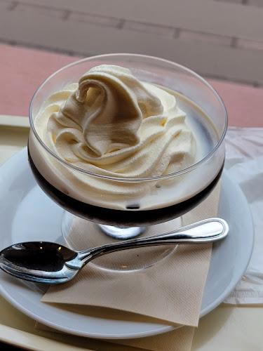 カフェ・ベローチェ 新橋四丁目店 - 飲食業