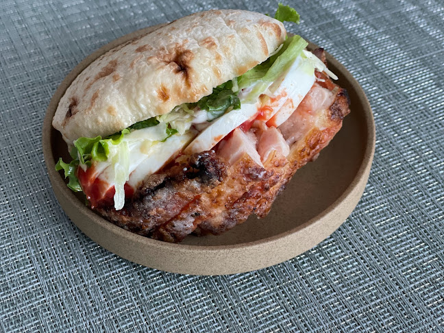 Comentarii opinii despre 薪窯焼パンのサンドTIKU-