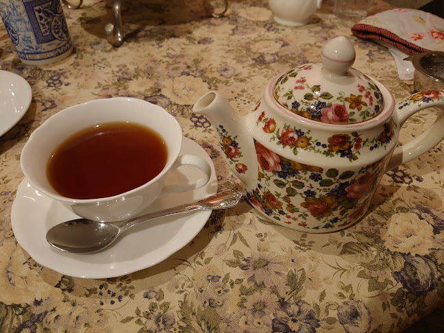 スリーチムニーズ - 飲食業