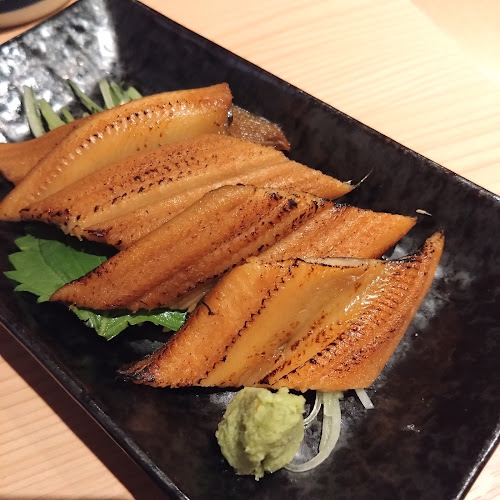 Comentarii opinii despre うんめ魚が食いてぇ 駅前漁港 本店