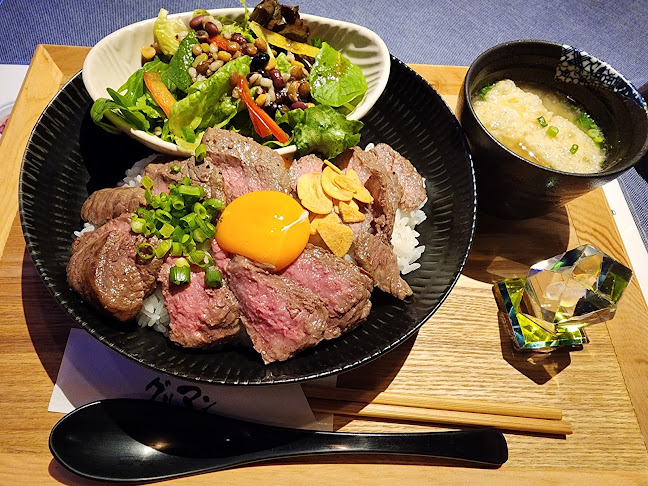 Opinii despre グルマン三年坂 în 熊本市 - 飲食業