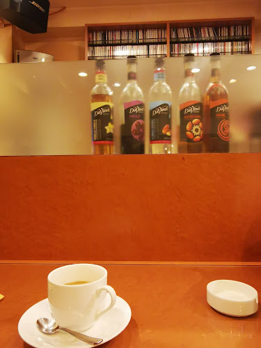 さむしんぐ コーヒーと家具の店 - 飲食業