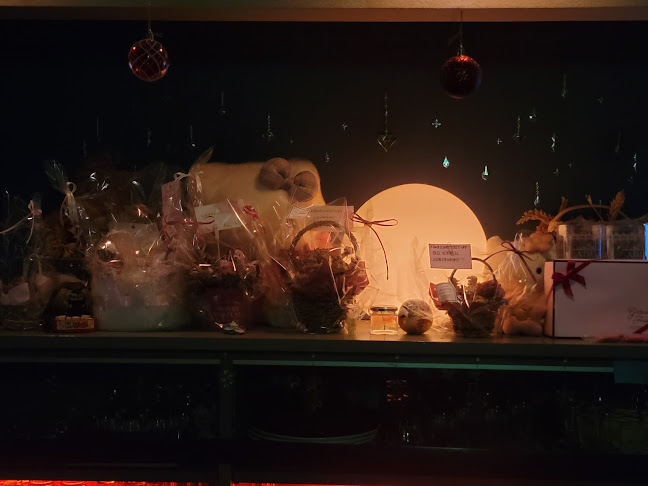 Opinii despre ムーンシャイン în 倉吉市 - 飲食業