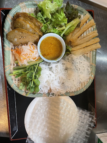 〒590-0079 大阪府堺市堺区新町１−１５