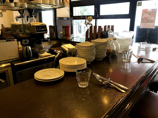 ビストロ デ シュナパン - 飲食業