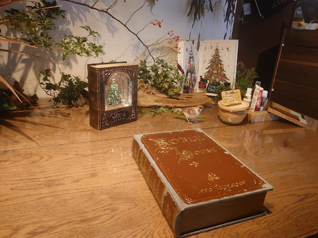 〒550-0004 大阪府大阪市西区靱本町１丁目１８−２３ ウルトラビル 2F