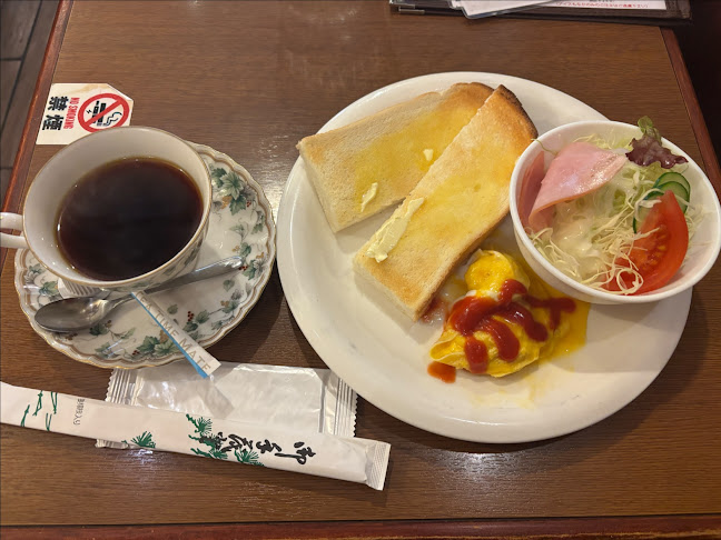 Opinii despre アンティーク în 大阪市 - 飲食業