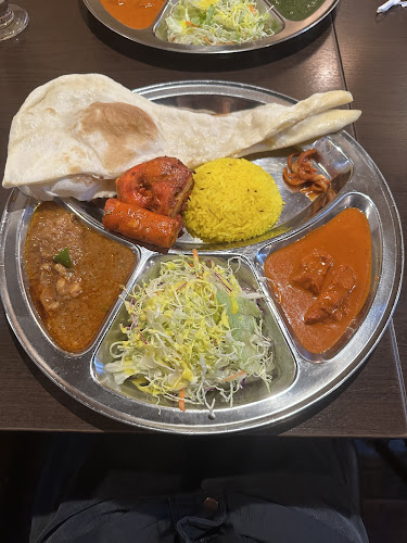 アジアンダイニング LUMBINI 新松戸店 - 飲食業