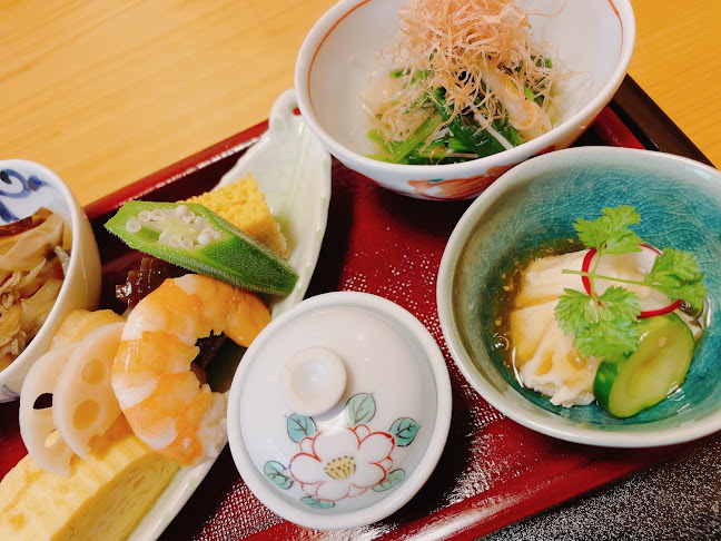 Comentarii opinii despre 小文字・久芽乃