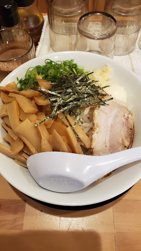 〒682-0803 鳥取県倉吉市見日町４７６