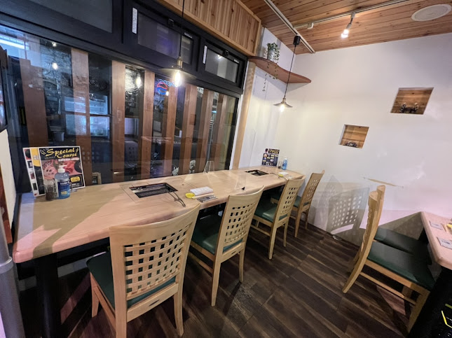 Opinii despre 焼きしゃぶ専門店 炙り屋 în 佐世保市 - 飲食業