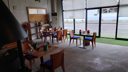 Restaurant cafe Rare（レストラン カフェ レア）