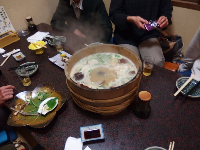 〒010-0921 秋田県秋田市大町３丁目１−１５