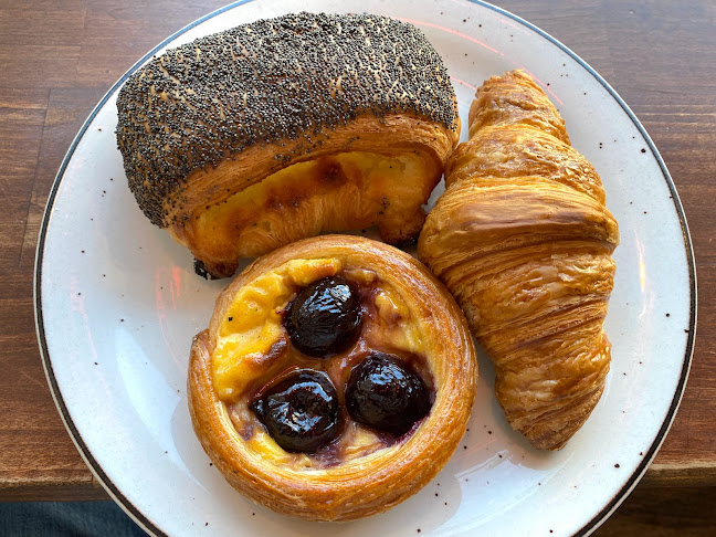 Comentarii opinii despre ベイクハウス イエローナイフ