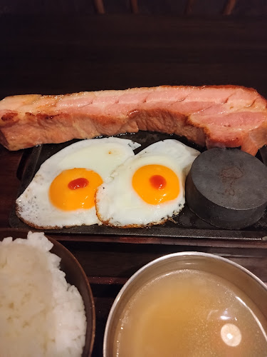 Comentarii opinii despre 肉最強伝説 久留米店