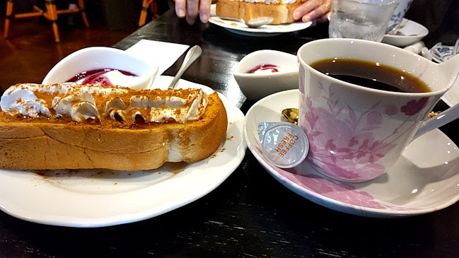 Opinii despre 清茶館 セピアの森で în 郡上市 - 飲食業