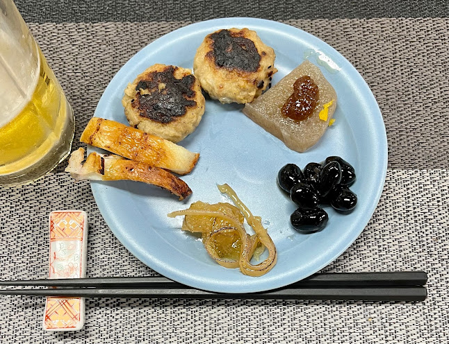 〒411-0037 静岡県三島市泉町６