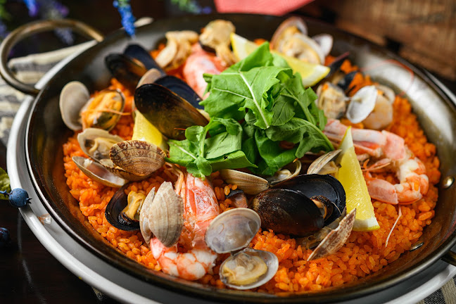 Opinii despre ビストロ HANA în 成田市 - 飲食業