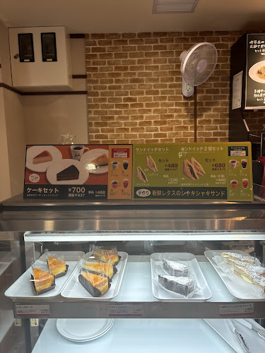 ホリーズカフェ 三宮さんプラザ店 - 飲食業