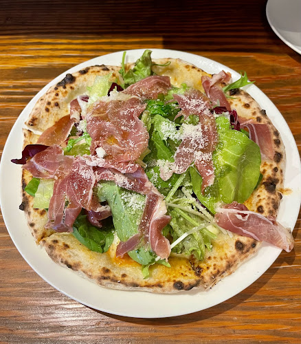 Opinii despre オステリア ジリ în 札幌市 - 飲食業