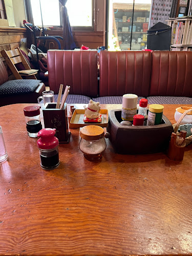 ランプハウス - 飲食業