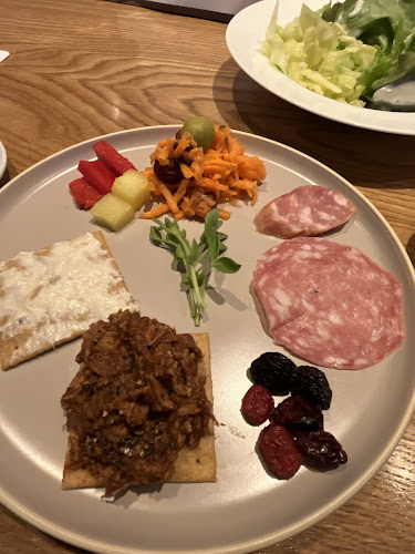 TIELS TEA & TAPS - 三島市