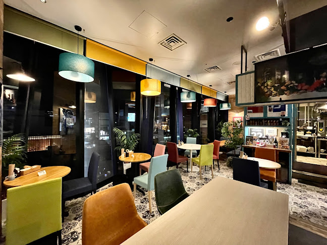 カフェバー L’ATELIER et Brasserie ATOM Milano（アトリエ･ブラッスリー･アトムミラノ）銀座