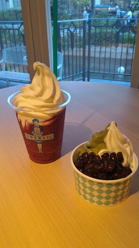 Comentarii opinii despre 六甲牧場カフェ UMIEモザイク店