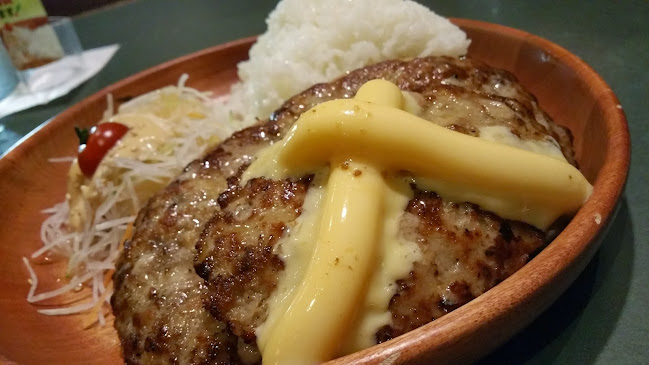 〒634-0006 奈良県橿原市新賀町１５７−２