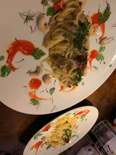 ワインショップオオタニ（レストランバーオオタニ） - 飲食業