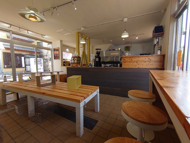 Comentarii opinii despre MOON SIDE COFFEE