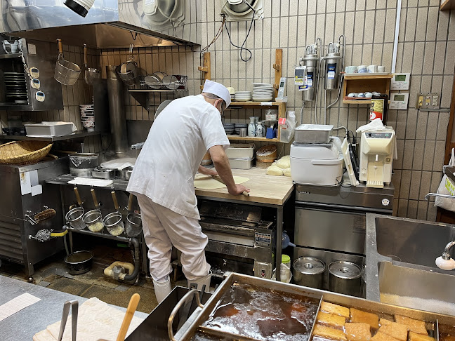 Opinii despre 手打うどん 香川 北新地店 în 大阪市 - 飲食業