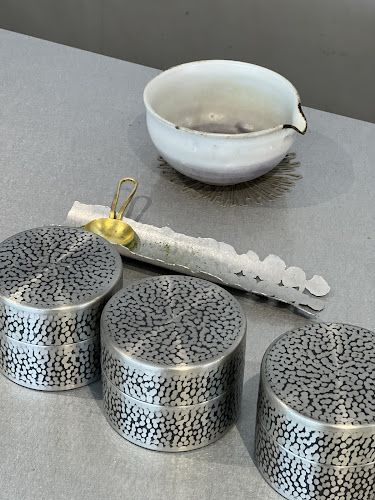 〒150-0001 東京都渋谷区神宮前５丁目１１−１３