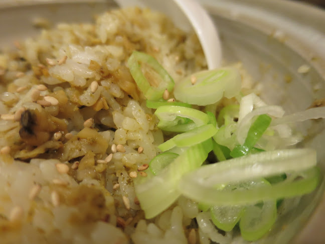 Opinii despre ひいき屋 în 那覇市 - 飲食業