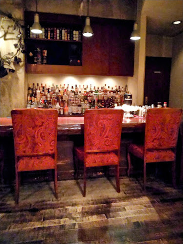 Opinii despre Bar Moet (バー モエ) în 長野市 - 飲食業