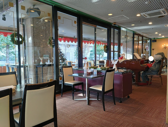 Opinii despre レストラン プルメリア〈半蔵門〉 în 千代田区 - 飲食業