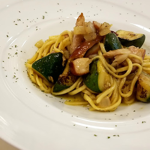 オステリアオルカドーロ