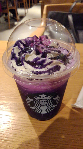 Comentarii opinii despre スターバックス コーヒー 防府店