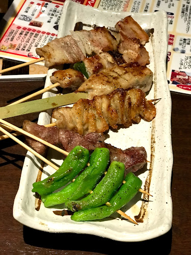 Comentarii opinii despre 焼鳥・串カツ&飲み放題 たま 駅前通り店