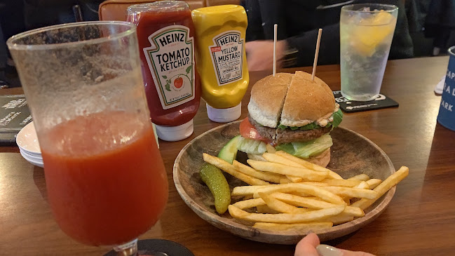 Bar Basement(バー ベースメント) - 江戸川区