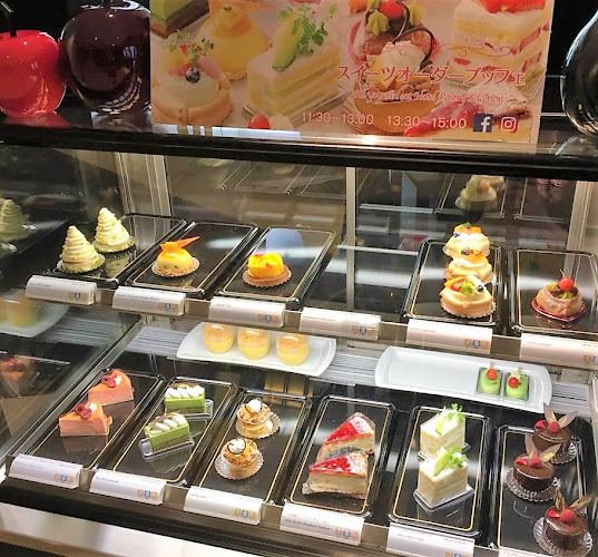 Opinii despre ロビーラウンジ ホテル日航大阪 în 大阪市 - 飲食業