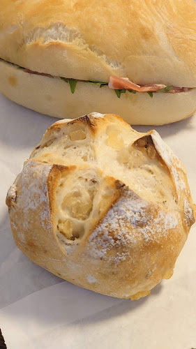 ラフォレ・エ・ラ・ターブル - 飲食業