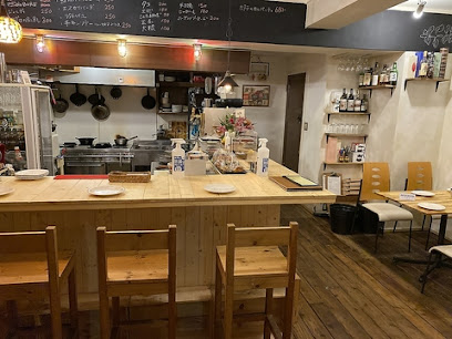 Cafe&Dining Karaltupo(カフェ&ダイニング カラッポ)