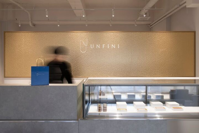 UNFINI（アンフィニ）