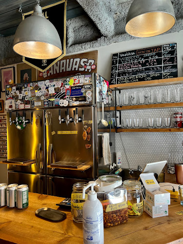 Vana Vasa BEER + GALLERY - 鎌倉市