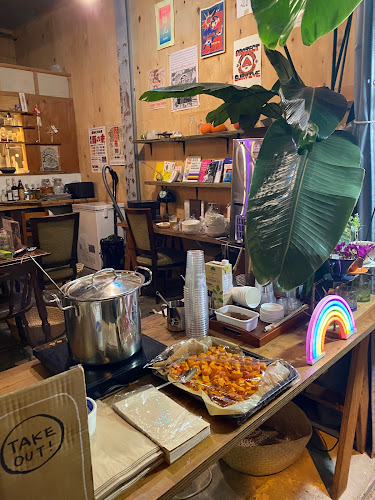 Vegan Cafe PQ's - 飲食業