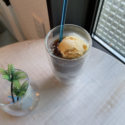 Opinii despre Luana Coffee în 町田市 - 飲食業