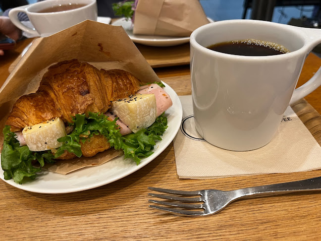 Opinii despre OGAWA COFFEE京都駅店 în 京都市 - 飲食業