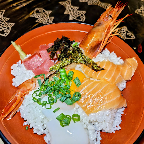 Opinii despre キッチンハウス まなべ în 丸亀市 - 飲食業