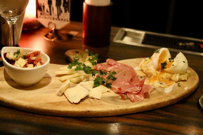 Opinii despre タトゥーラ în 名古屋市 - 飲食業